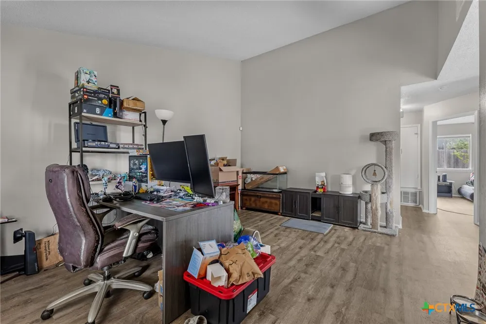 608 Greenlawn Boulevard Round Rock, TX 78664