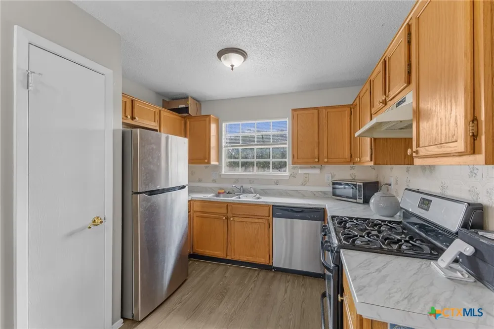 608 Greenlawn Boulevard Round Rock, TX 78664