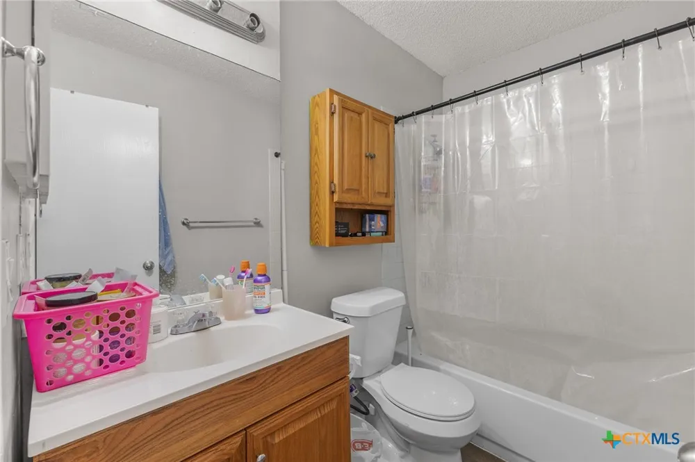 608 Greenlawn Boulevard Round Rock, TX 78664