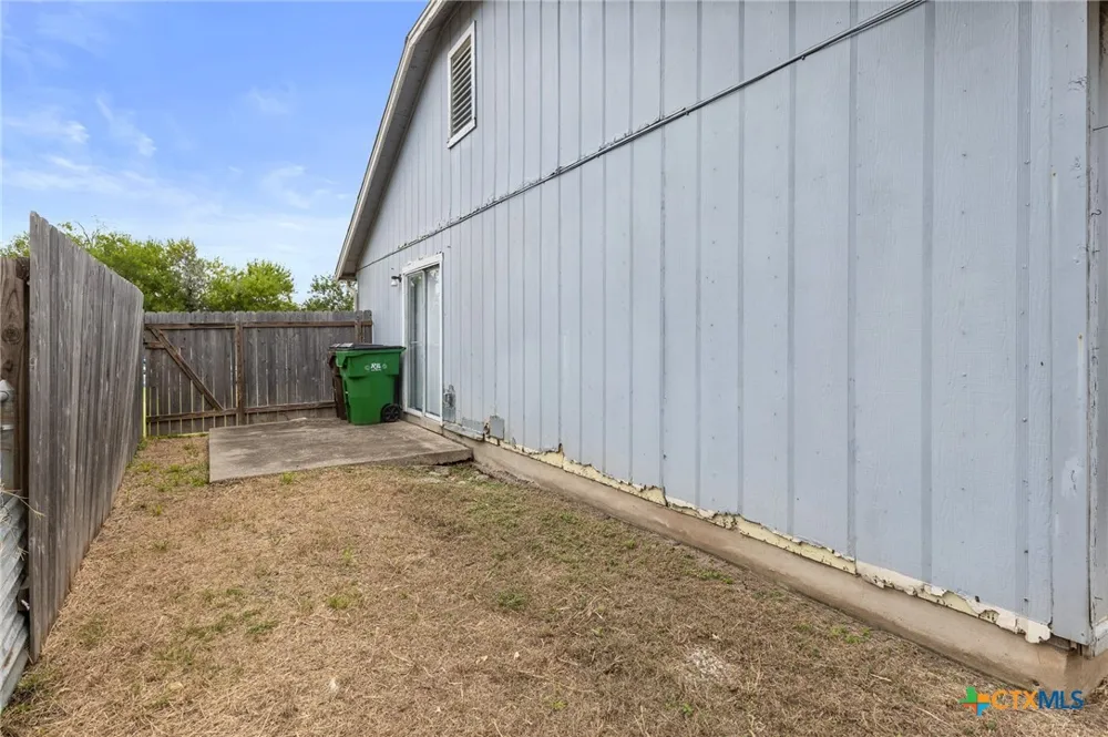 608 Greenlawn Boulevard Round Rock, TX 78664