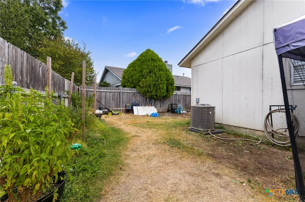 625 Luther Drive Georgetown, TX 78628