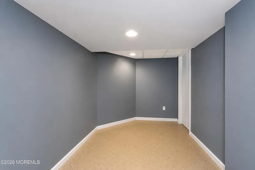 604 Meadow Run Brick, NJ 08724
