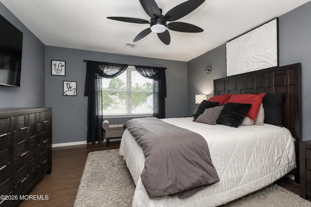 604 Meadow Run Brick, NJ 08724