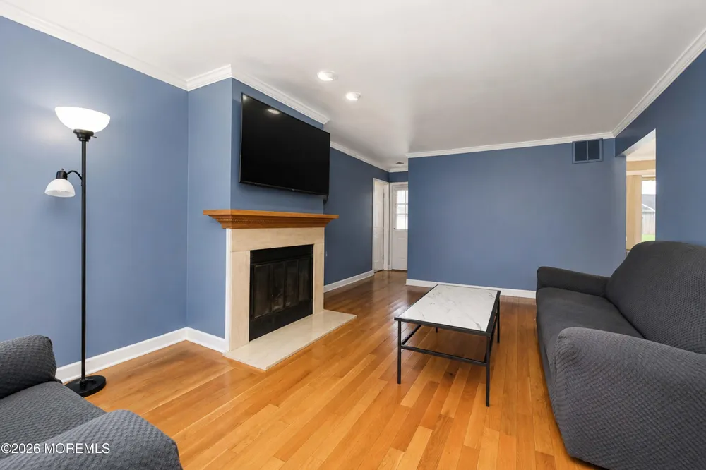 604 Meadow Run Brick, NJ 08724