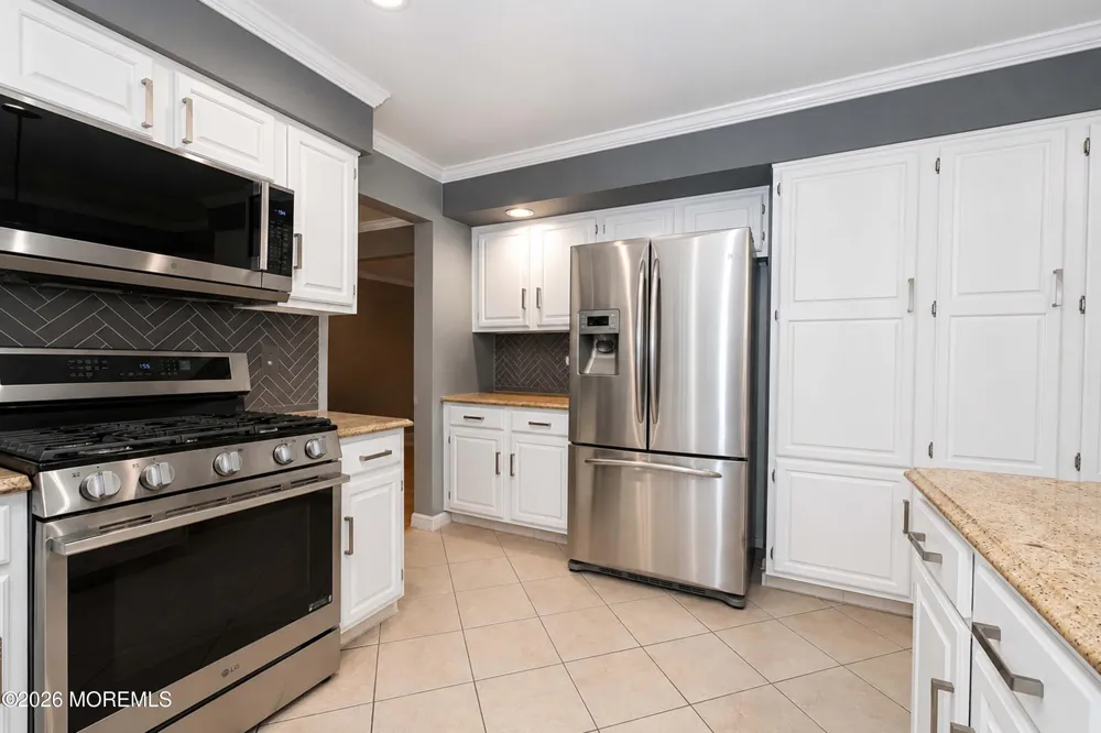 604 Meadow Run Brick, NJ 08724