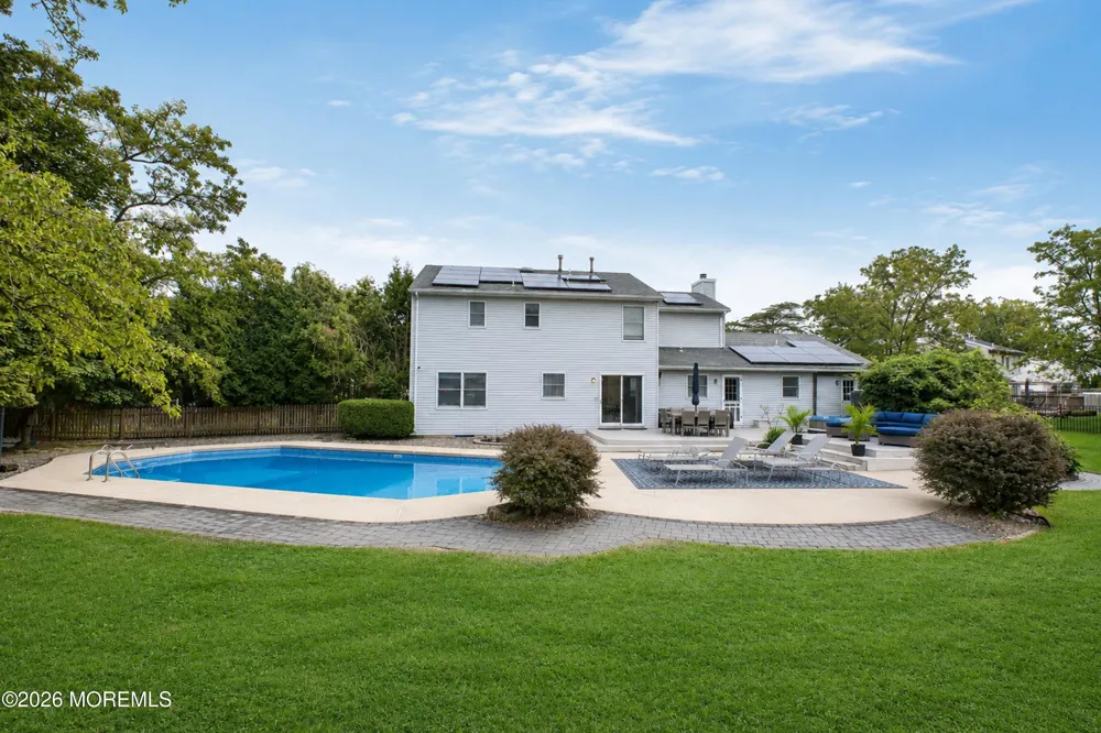 604 Meadow Run Brick, NJ 08724