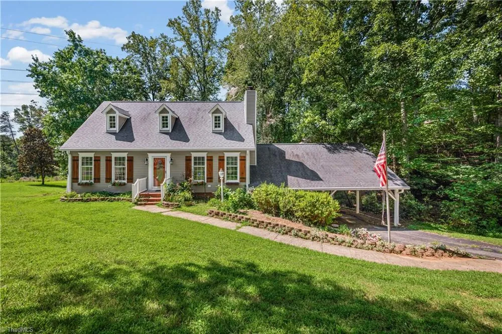 7508 meadowgreen Court Tobaccoville, NC 27050