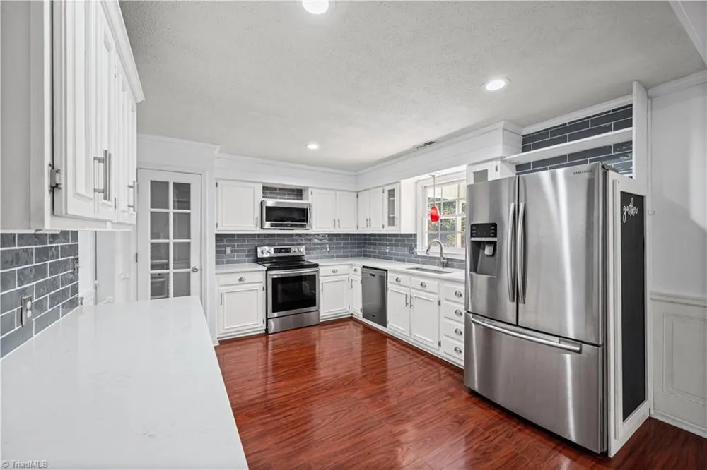 7508 meadowgreen Court Tobaccoville, NC 27050