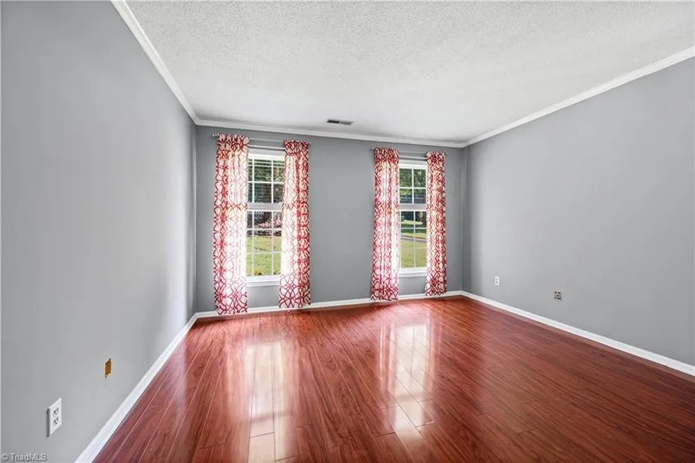 7508 meadowgreen Court Tobaccoville, NC 27050