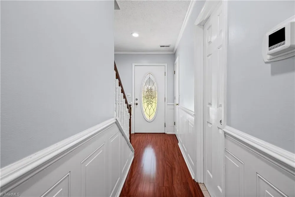 7508 meadowgreen Court Tobaccoville, NC 27050