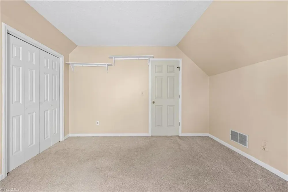 7508 meadowgreen Court Tobaccoville, NC 27050
