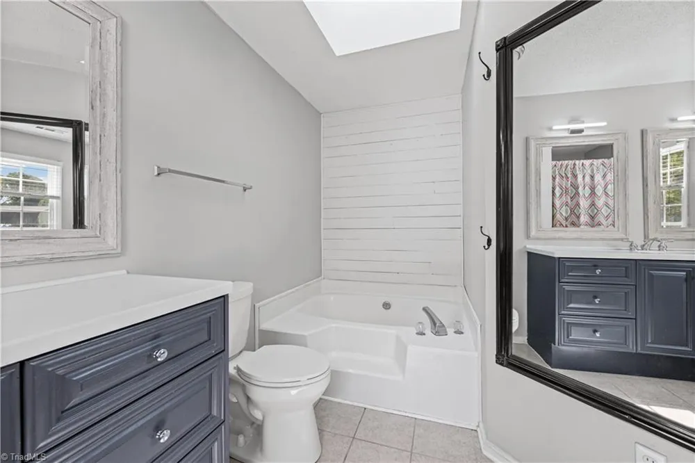 7508 meadowgreen Court Tobaccoville, NC 27050