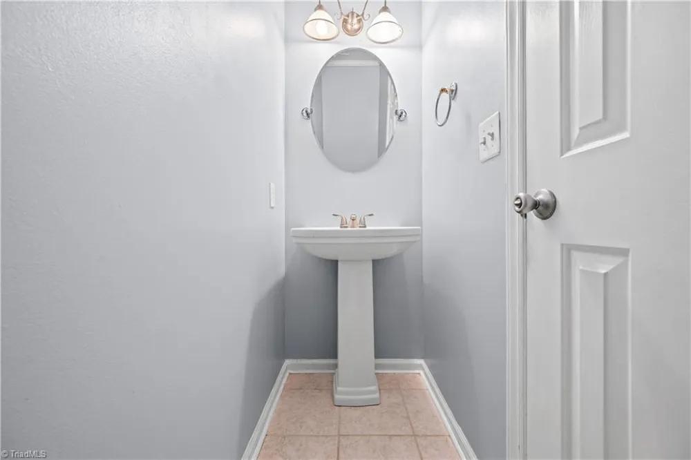 7508 meadowgreen Court Tobaccoville, NC 27050