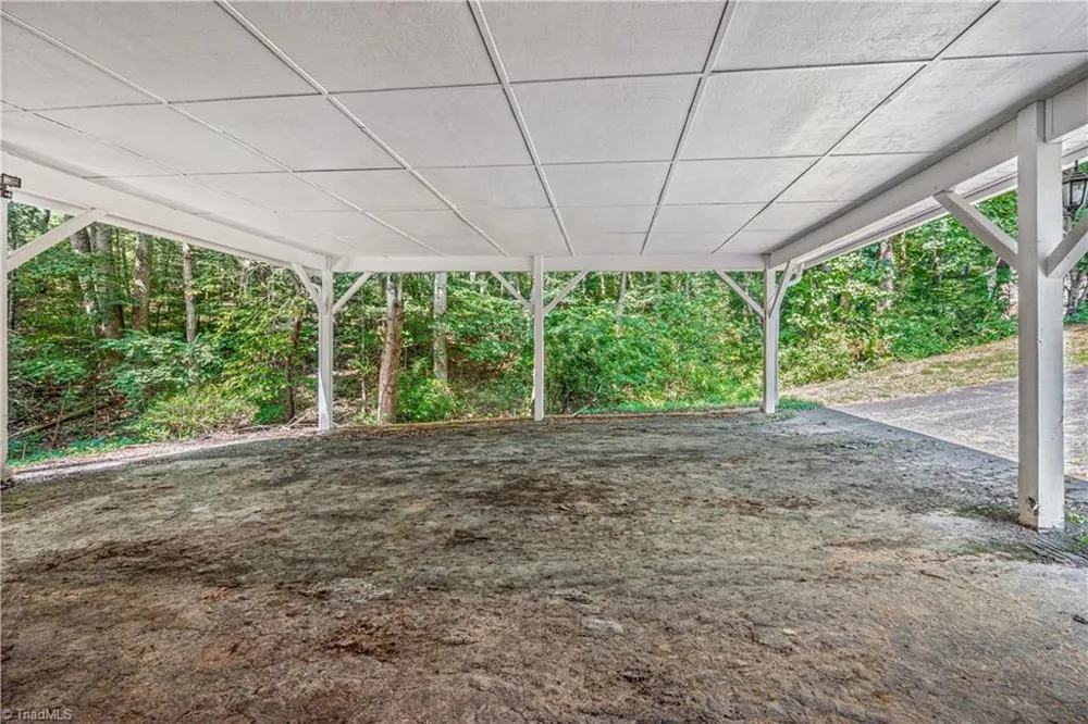 7508 meadowgreen Court Tobaccoville, NC 27050