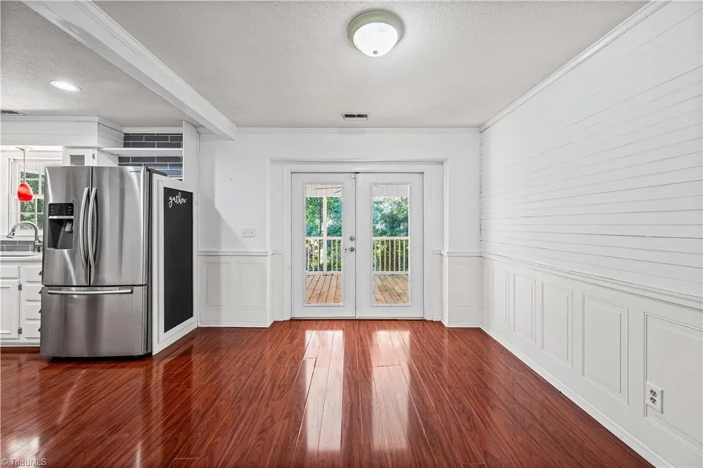 7508 meadowgreen Court Tobaccoville, NC 27050