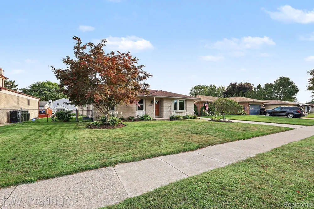 15010 Alma Drive Sterling Heights City, MI 48313