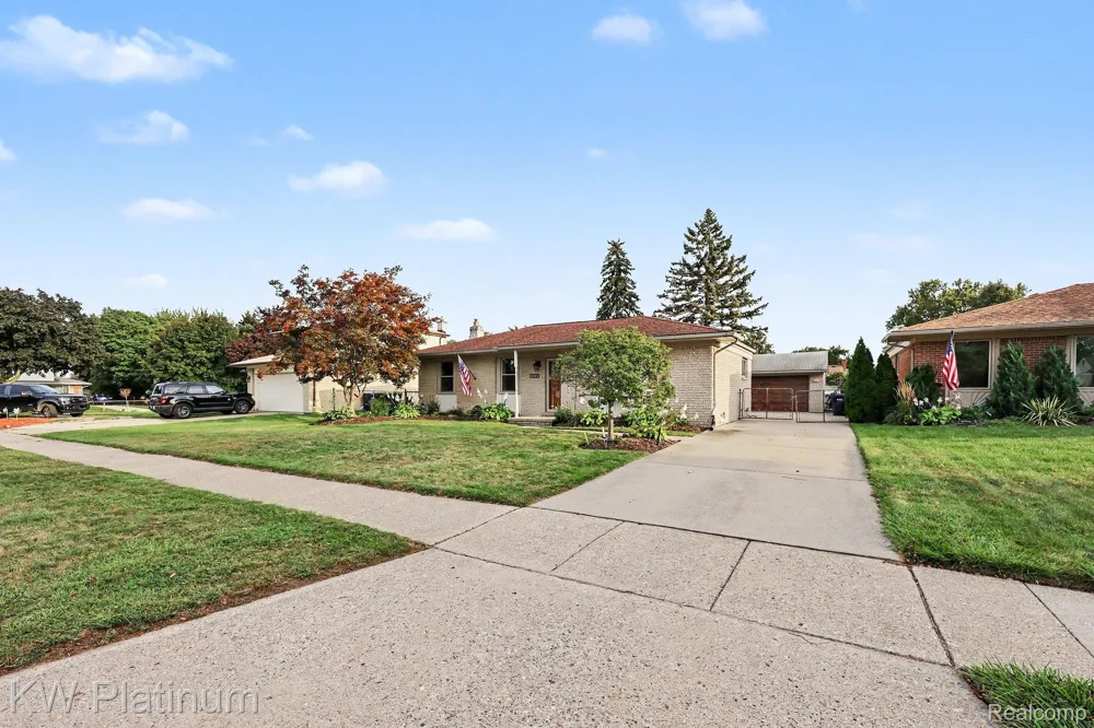 15010 Alma Drive Sterling Heights City, MI 48313