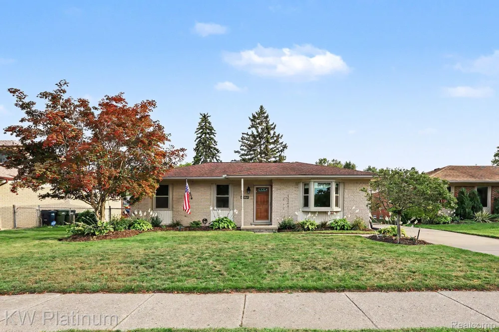 15010 Alma Drive Sterling Heights City, MI 48313