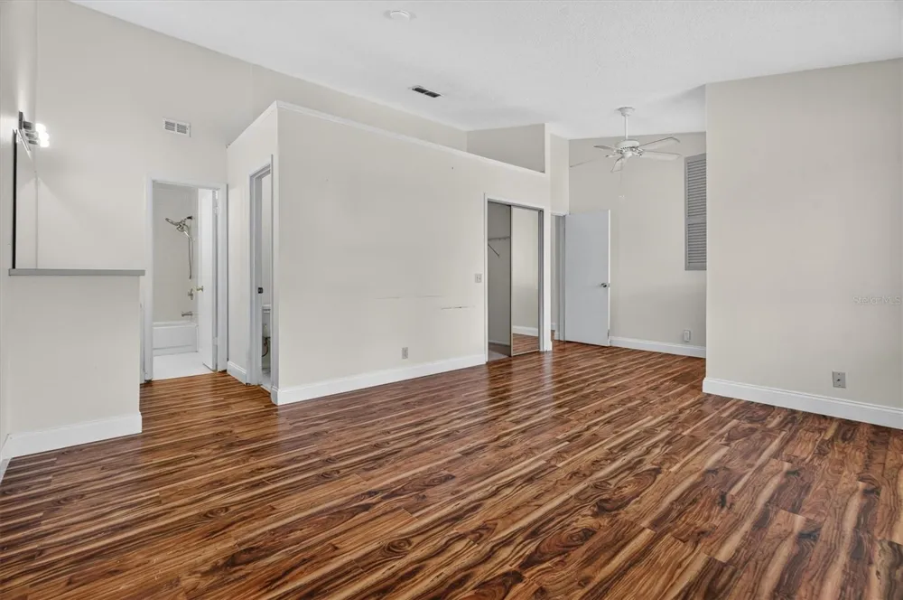 611 CHESTNUT OAK CIRCLE #113 Altamonte Springs, FL 32701