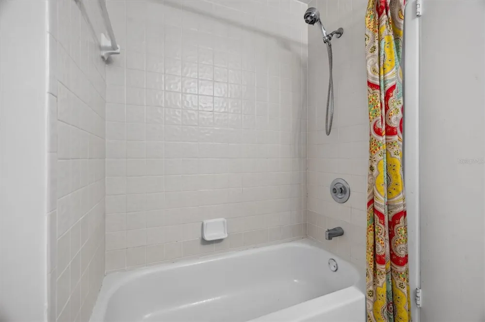 611 CHESTNUT OAK CIRCLE #113 Altamonte Springs, FL 32701