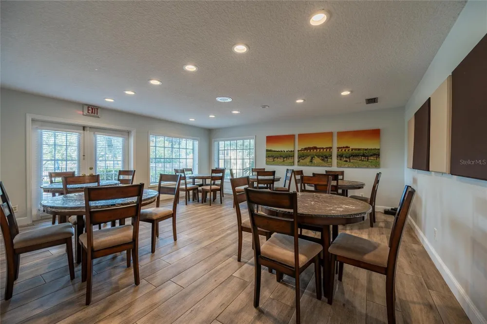 611 CHESTNUT OAK CIRCLE #113 Altamonte Springs, FL 32701