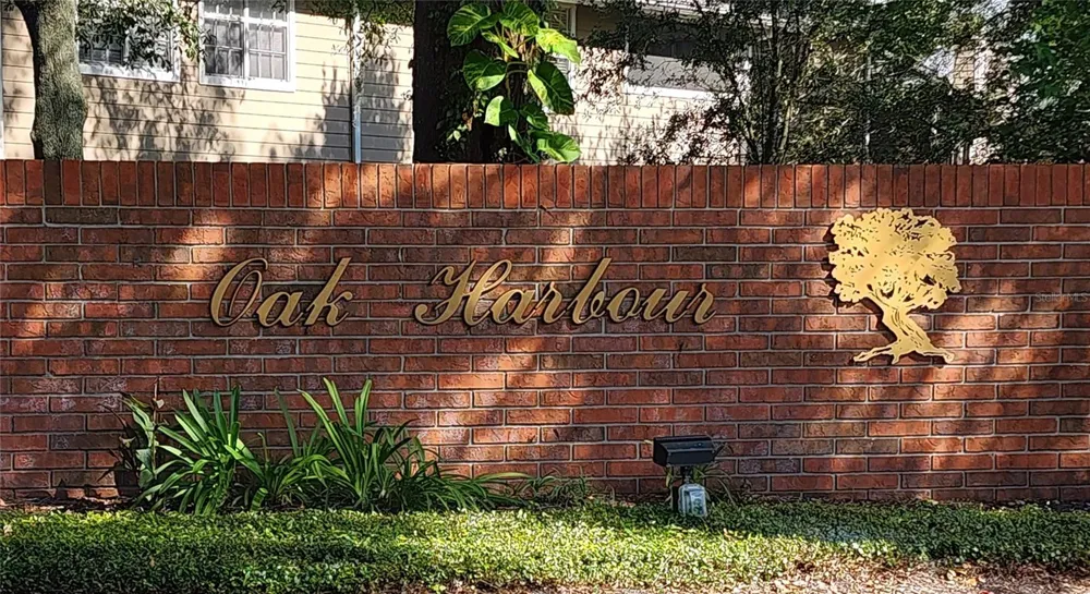 611 CHESTNUT OAK CIRCLE #113 Altamonte Springs, FL 32701