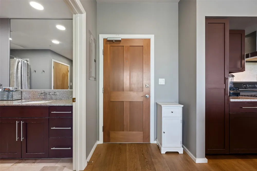 1600 Barton Springs Road #1406 Austin, TX 78704