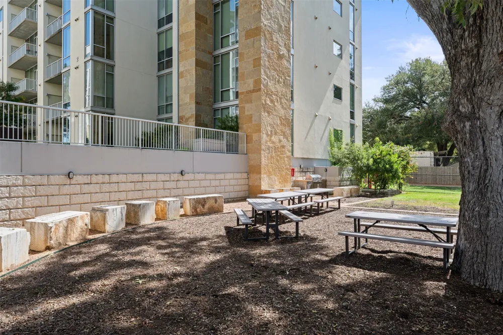 1600 Barton Springs Road #1406 Austin, TX 78704