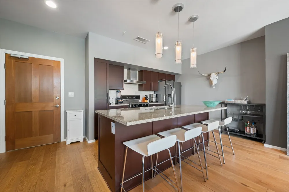 1600 Barton Springs Road #1406 Austin, TX 78704