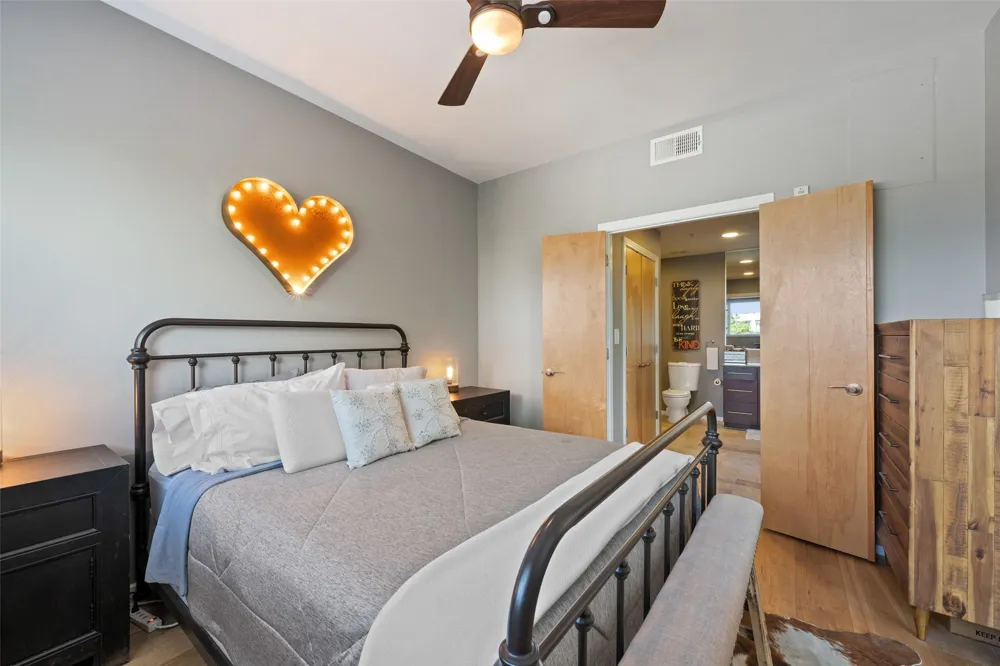 1600 Barton Springs Road #1406 Austin, TX 78704