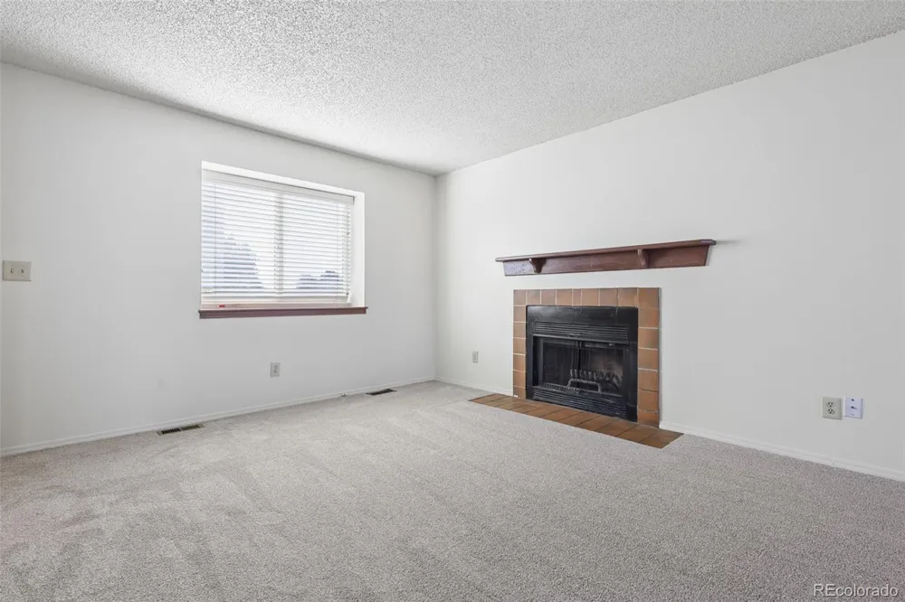 1280 Soaring Eagle Drive Colorado Springs, CO 80915