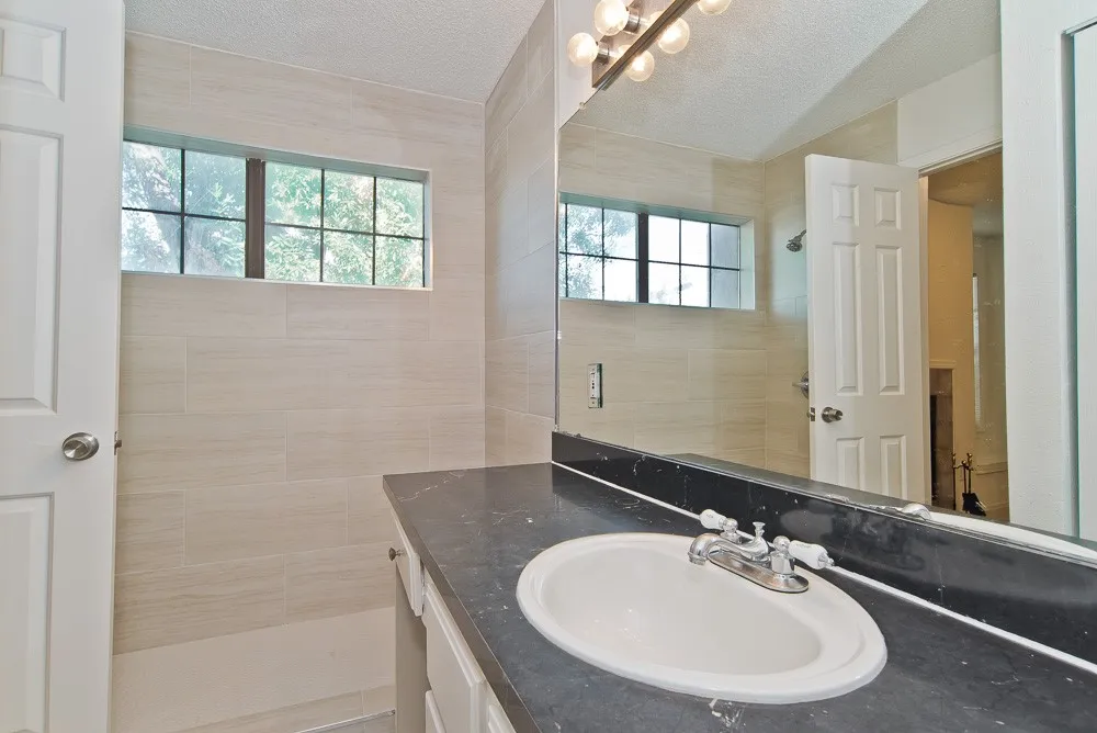 5757 E University Boulevard #27Y Dallas, TX 75206