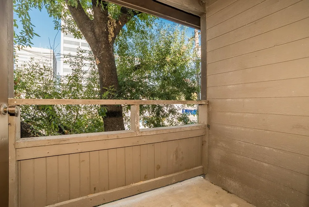 5757 E University Boulevard #27Y Dallas, TX 75206