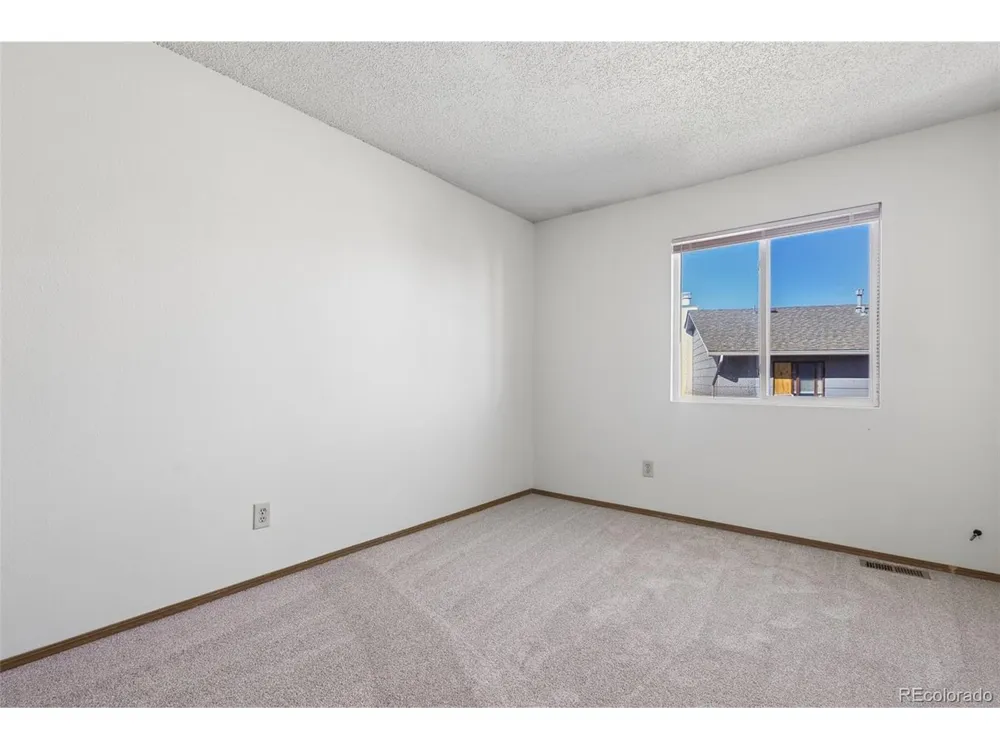 1280 Soaring Eagle Drive Colorado Springs, CO 80915