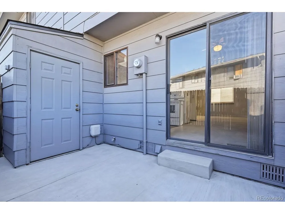 1280 Soaring Eagle Drive Colorado Springs, CO 80915