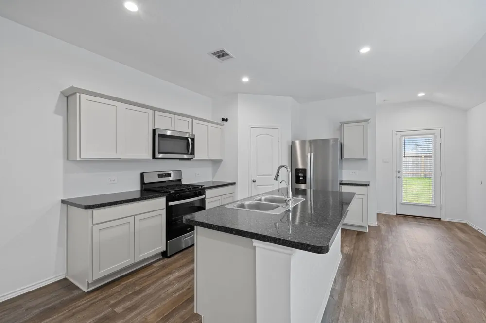 5710 Vintage Oakmont Drive Spring, TX 77373