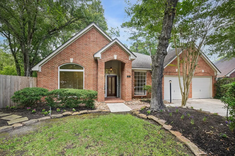 30 Skyland Place The Woodlands, TX 77381