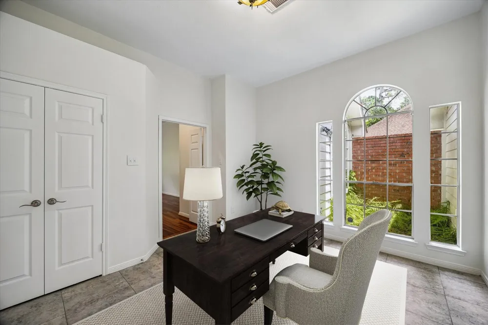 30 Skyland Place The Woodlands, TX 77381