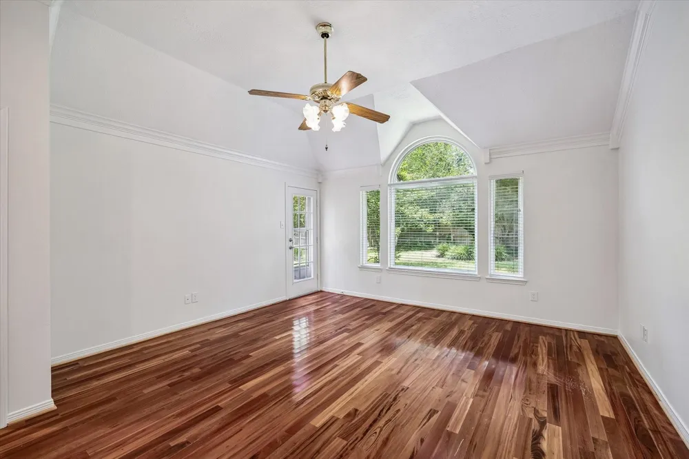 30 Skyland Place The Woodlands, TX 77381
