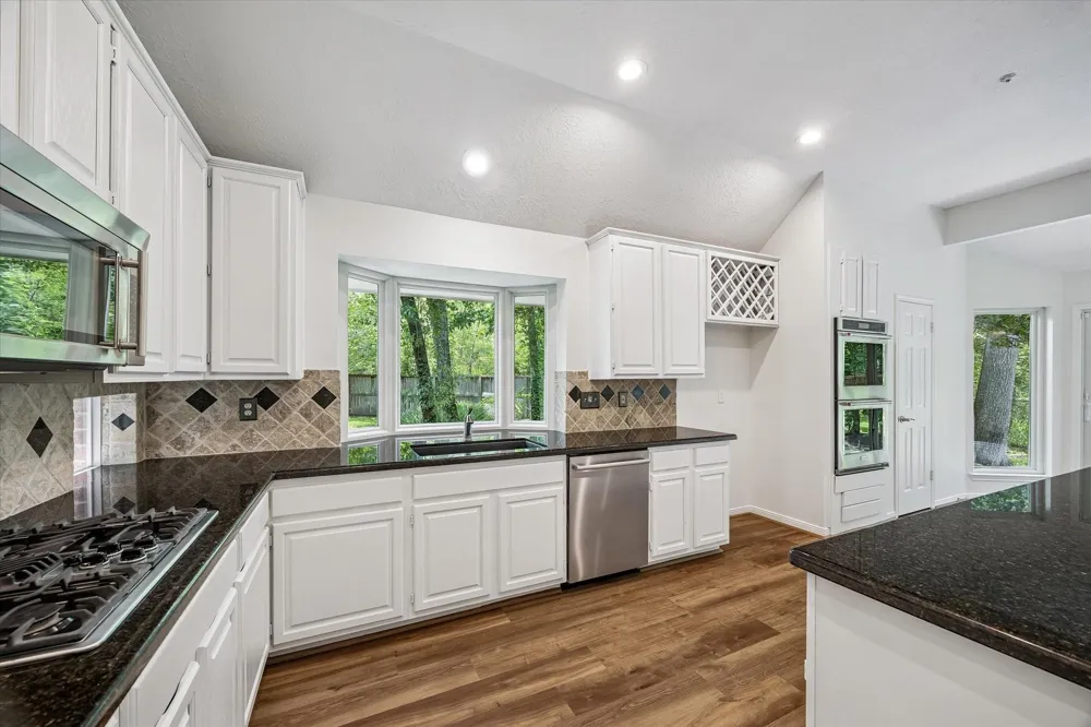30 Skyland Place The Woodlands, TX 77381