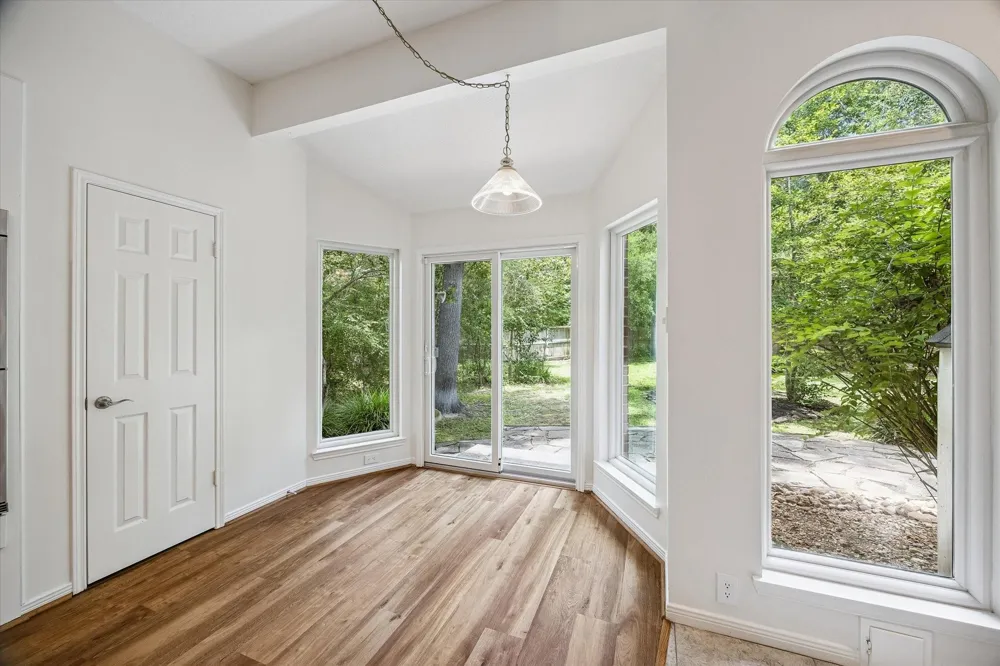 30 Skyland Place The Woodlands, TX 77381