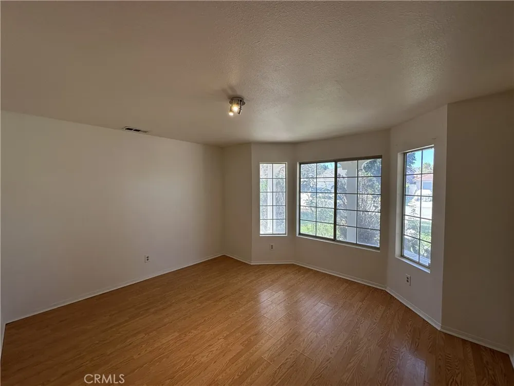 37048 Velutina Palmdale, CA 93550