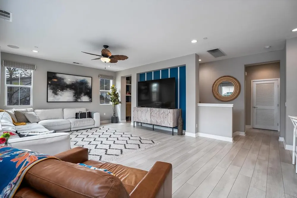 8680 Tobago Lane Santee, CA 92071