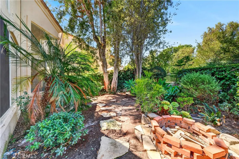 8 Chamonix Laguna Niguel, CA 92677