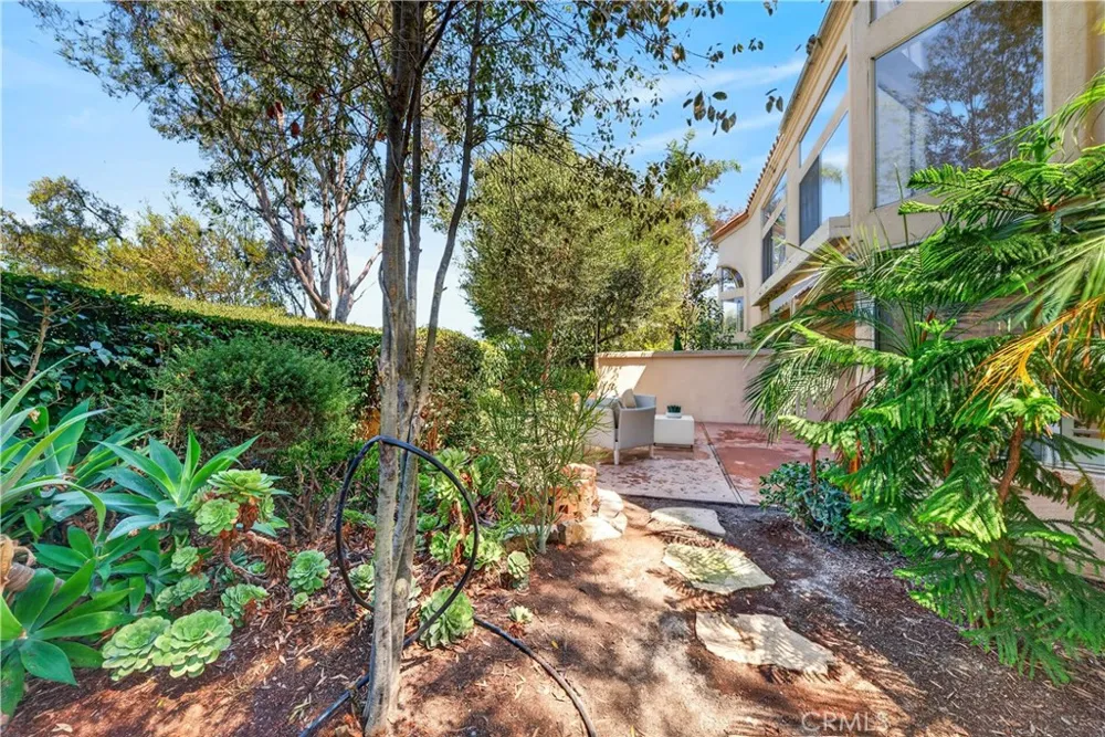 8 Chamonix Laguna Niguel, CA 92677