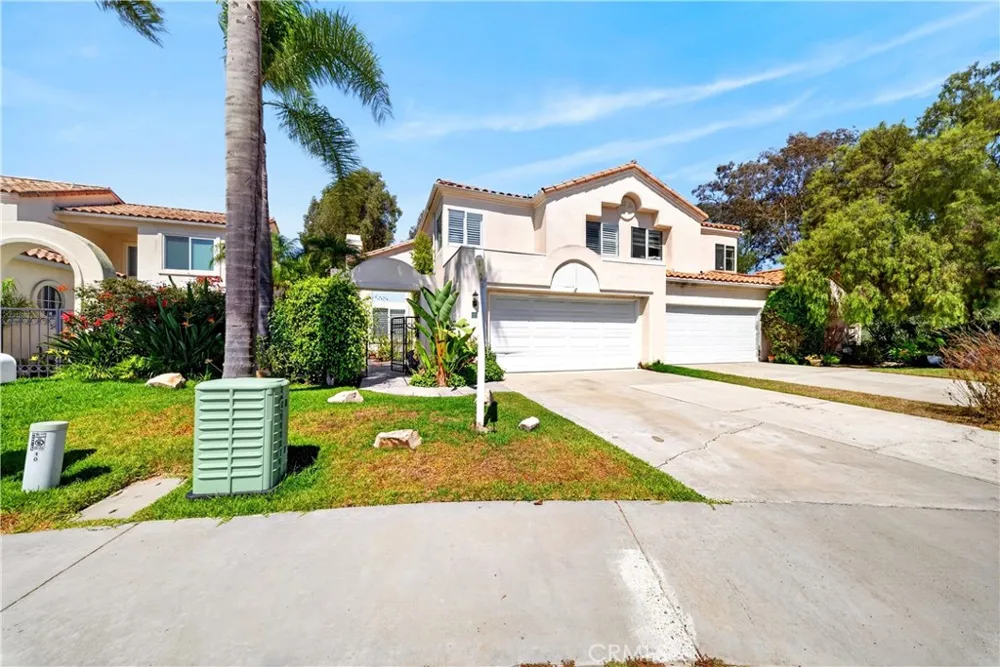 8 Chamonix Laguna Niguel, CA 92677
