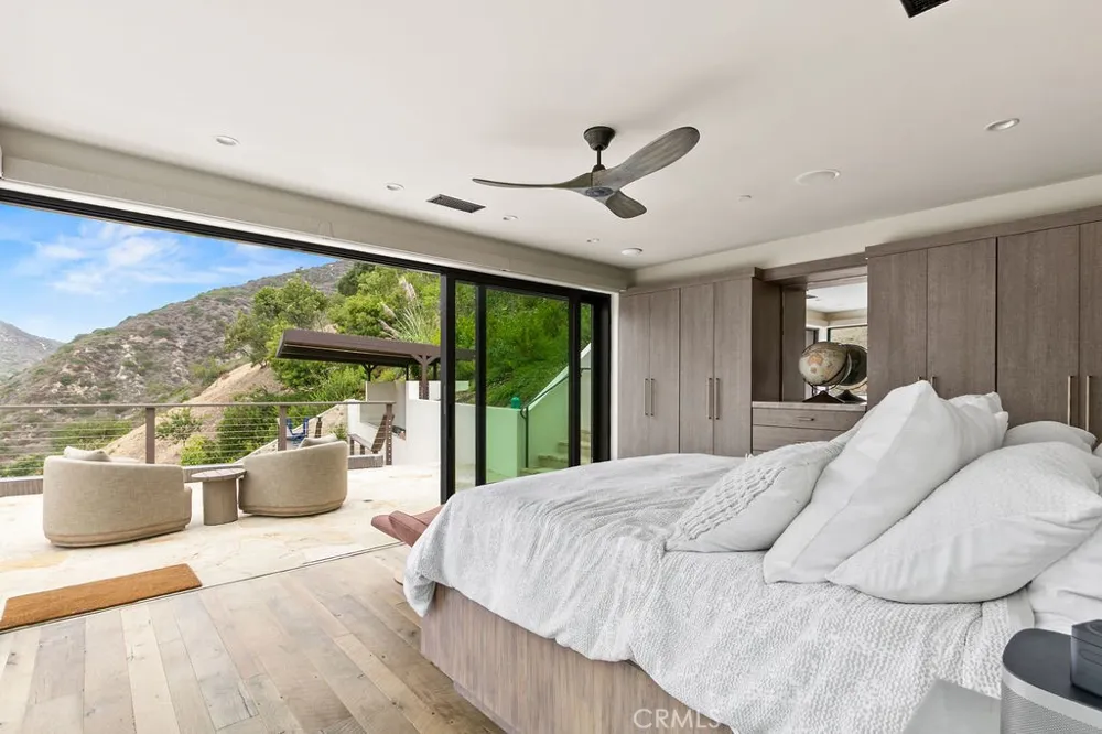 345 EMERALD BAY Laguna Beach, CA 92651
