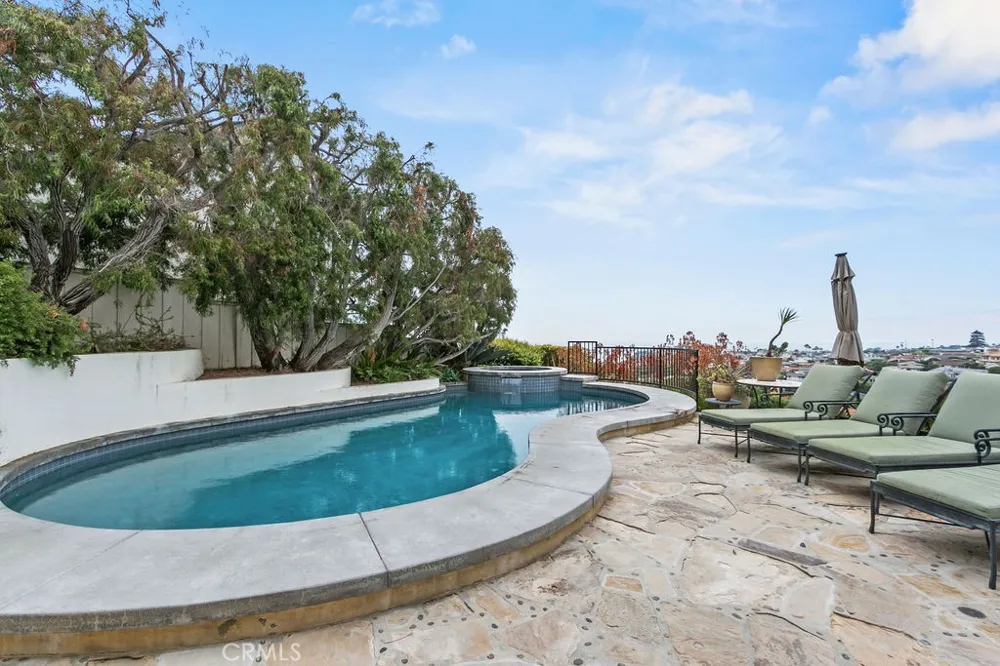 345 EMERALD BAY Laguna Beach, CA 92651