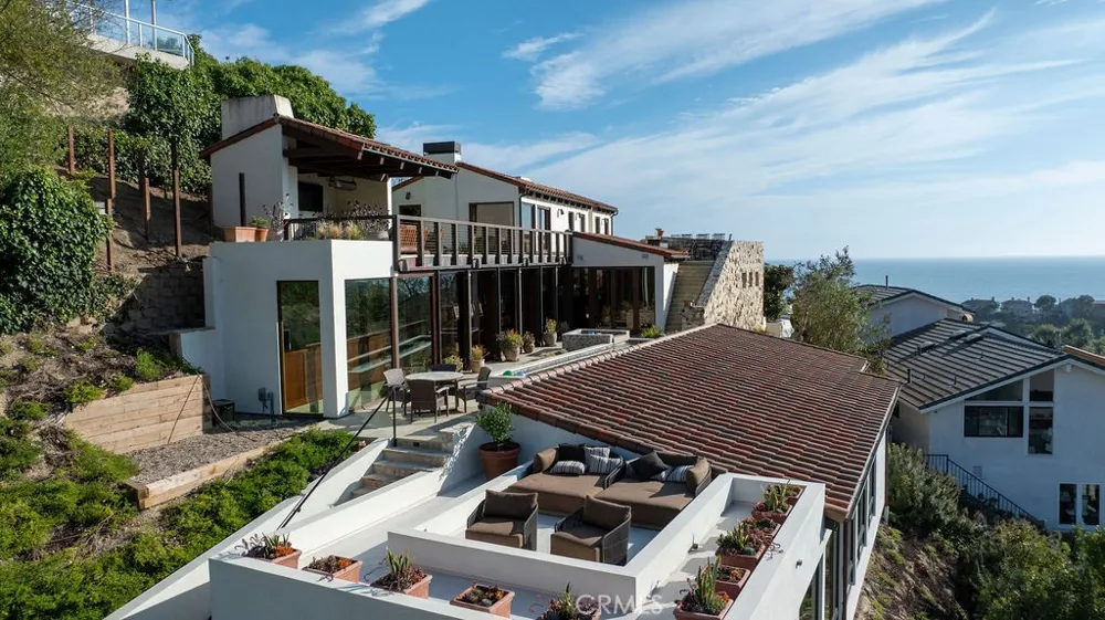 345 EMERALD BAY Laguna Beach, CA 92651