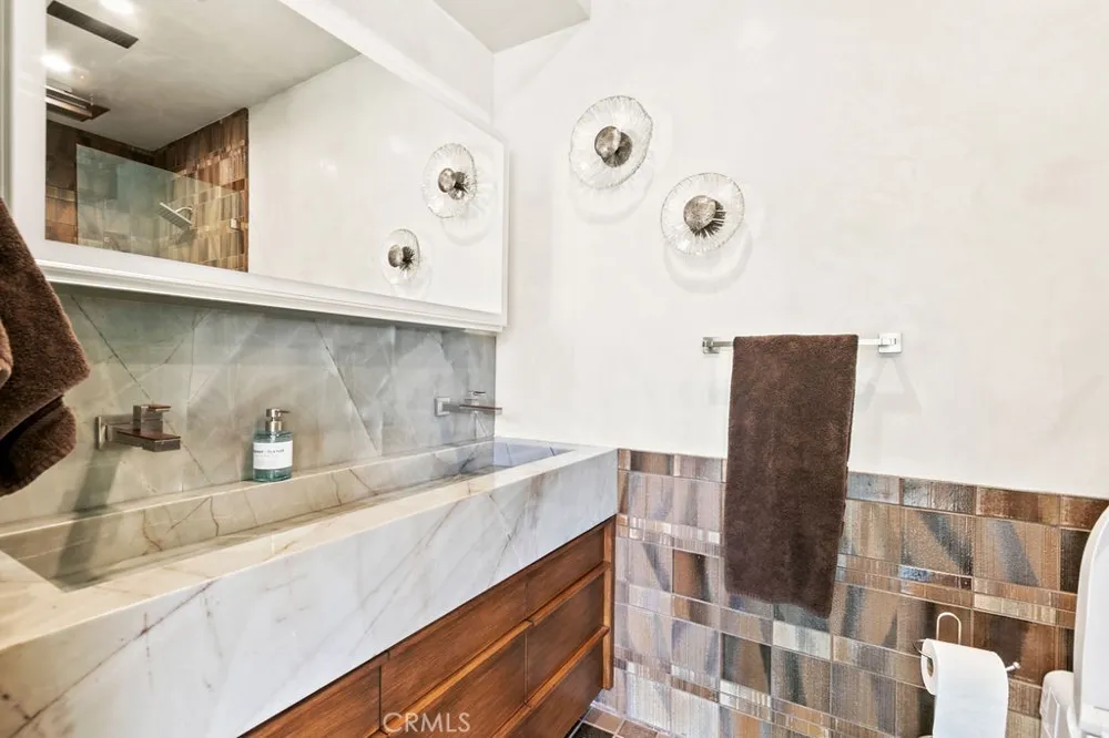 345 EMERALD BAY Laguna Beach, CA 92651